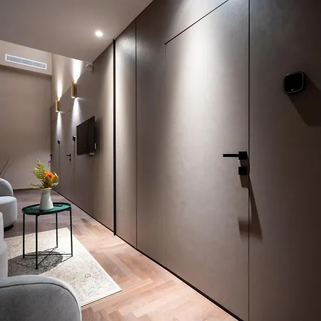 4 Season Cognetti Apartmanhotel *
