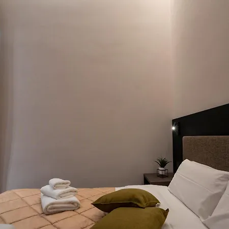 4 Season Cognetti Bed and Breakfast Μπάρι