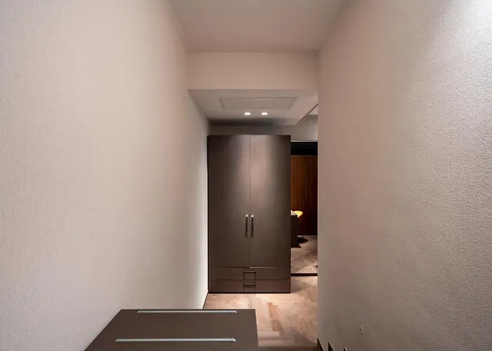 4 Season Cognetti バーリ